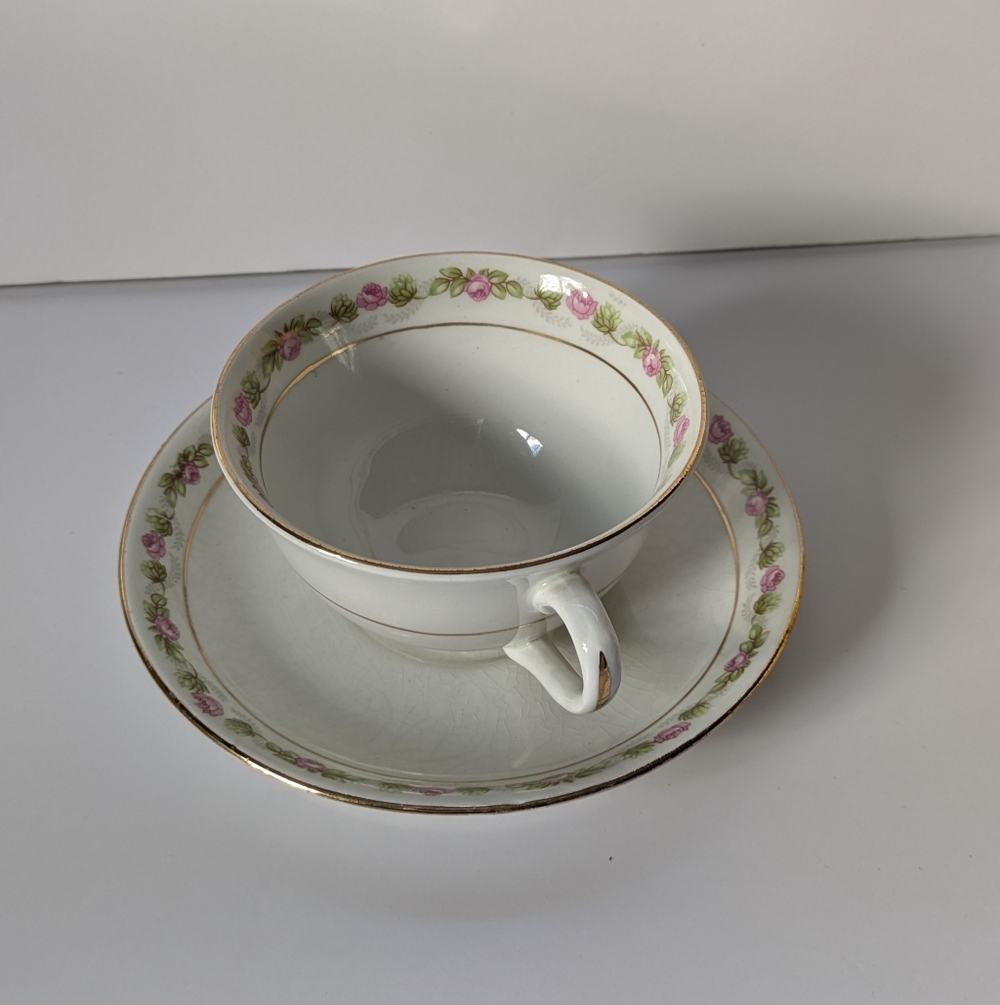 Antique Teacup Imperial Porcelain Wedgwood England Pink Rosettes Cup & Saucer - Picture 4 of 14
